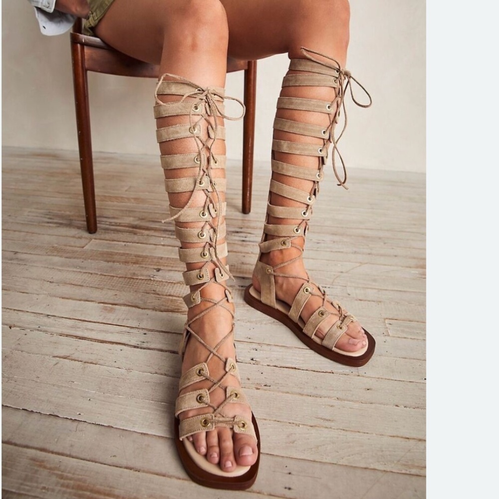 Free People Sun Chaser Sand Sable Suede Lace Tall Gladiator Sandals 7.5 (38 EU)